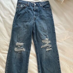 Levi’s rib cage straight ankle dark denim jeans